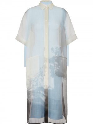 Платье-рубашка с короткими рукавами и принтом Fendi. Цвет: белый