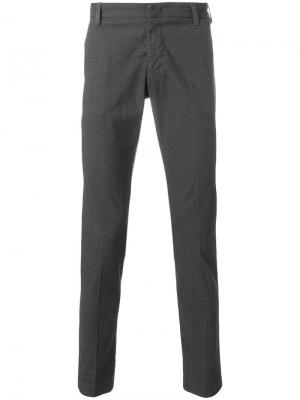 Классические приталенные брюки Entre Amis. Цвет: серый
