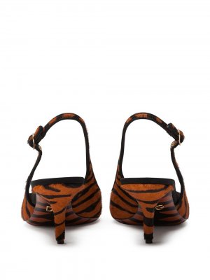 Туфли с принтом и ремешком на пятке Dolce & Gabbana. Цвет: коричневый