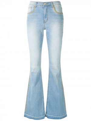 Расклешенные джинсы с заклепками Amapô. Цвет: синий