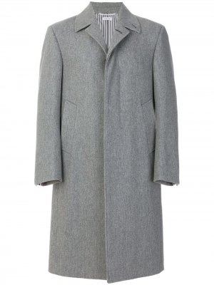 Классическое однобортное пальто Melton Thom Browne. Цвет: серый