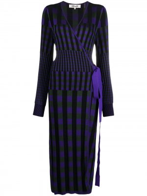 Платье миди Tracy в рубчик с запахом DVF Diane von Furstenberg. Цвет: фиолетовый