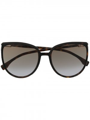 Солнцезащитные очки черепаховой расцветки Fendi Eyewear. Цвет: коричневый