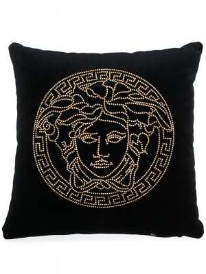 Подушка с декором Medusa Versace Home. Цвет: черный
