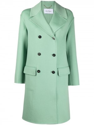 Двубортное пальто Salvatore Ferragamo. Цвет: зеленый