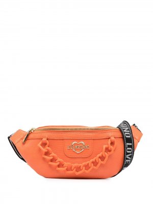 Поясная сумка с логотипом и цепочкой Love Moschino. Цвет: оранжевый