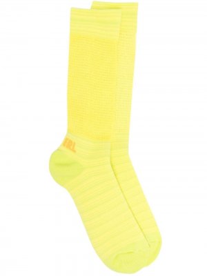 Жаккардовые носки с логотипом ERL. Цвет: желтый