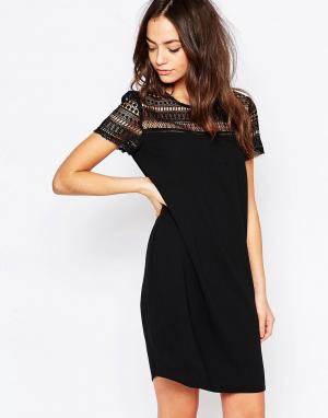 Цельнокройное платье с кружевной отделкой New Look. Цвет: черный