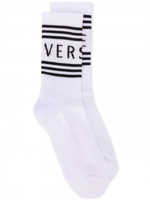 Носки с логотипом Versace. Цвет: белый