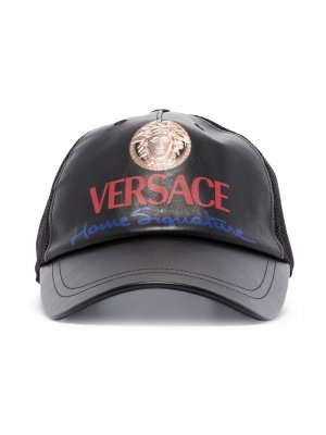 Бейсболка с логотипом Versace. Цвет: черный