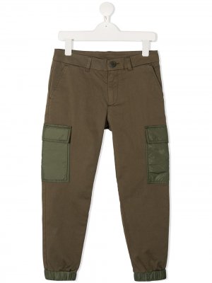 Укороченные брюки с заниженной талией Moncler Enfant. Цвет: зеленый