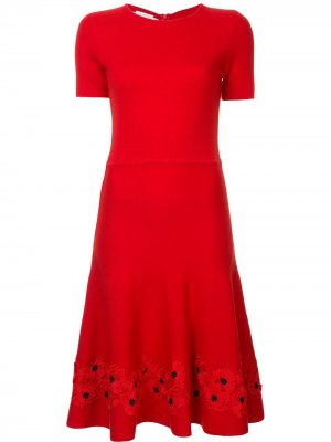 Платье с аппликациями в виде цветов Oscar de la Renta. Цвет: красный