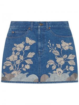 Джинсовая мини юбка с вышивкой Gucci. Цвет: синий