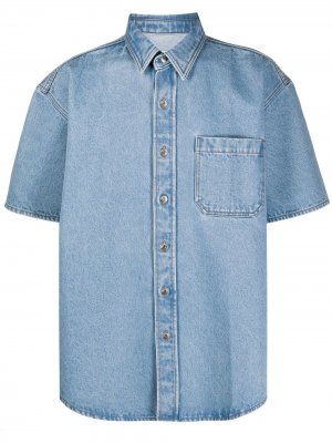 Джинсовая рубашка с короткими рукавами Nanushka. Цвет: синий