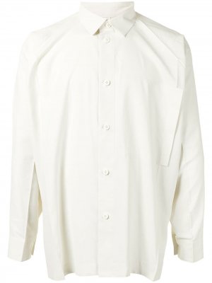Рубашка с приспущенными плечами и карманом Issey Miyake. Цвет: белый