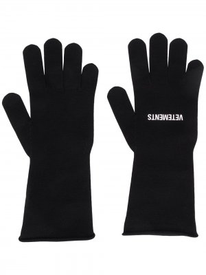 Трикотажные перчатки с логотипом VETEMENTS. Цвет: черный