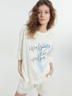 Комплект женский (футболка, шорты) светло-молочный с печатью Mark Formelle. Цвет: св.молочный +печать