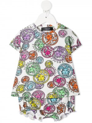 Комплект из шорт и футболки с принтом Medusa Versace Kids. Цвет: белый