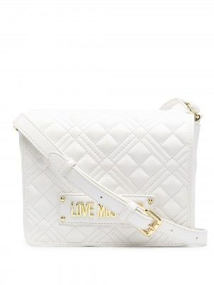 Стеганая сумка через плечо с логотипом Love Moschino. Цвет: белый