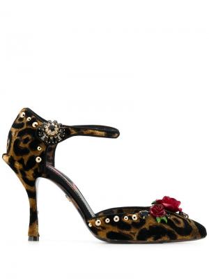 Босоножки с леопардовым принтом Dolce & Gabbana. Цвет: коричневый