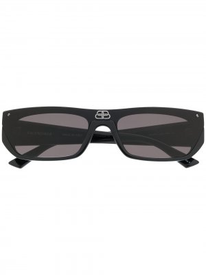 Солнцезащитные очки Shield в прямоугольной оправе Balenciaga Eyewear. Цвет: черный