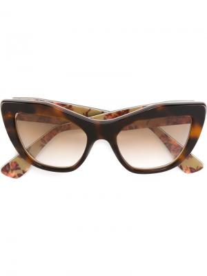 Солнцезащитные очки с оправой кошачий глаз Miu Eyewear. Цвет: коричневый