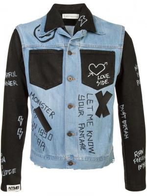 Джинсовая куртка с контрастными панелями Doodle Faith Connexion. Цвет: синий