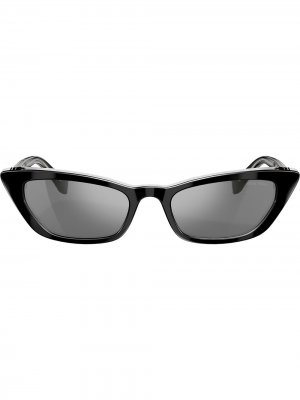 Солнцезащитные очки в оправе кошачий глаз Miu Eyewear. Цвет: черный
