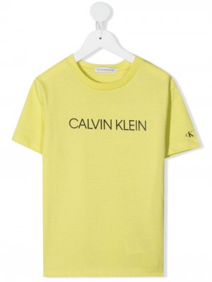 Футболка с логотипом Calvin Klein Kids. Цвет: желтый