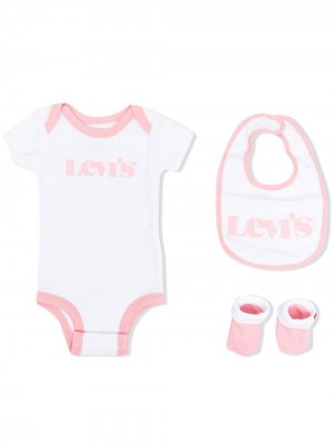 Levis Kids комплект из боди, нагрудника и носков Levi's. Цвет: белый