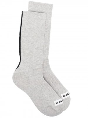 Носки с нашивкой-логотипом Jil Sander. Цвет: серый