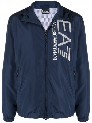 Легкая куртка с логотипом Ea7 Emporio Armani. Цвет: синий