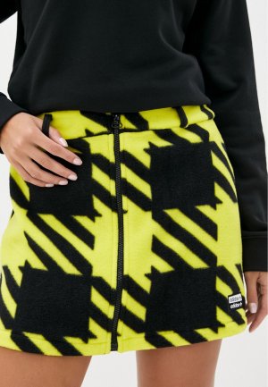 Юбка adidas Originals. Цвет: желтый