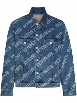 Джинсовая куртка с логотипом VETEMENTS. Цвет: синий