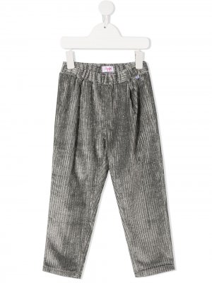 Вельветовые прямые брюки Il Gufo. Цвет: серый